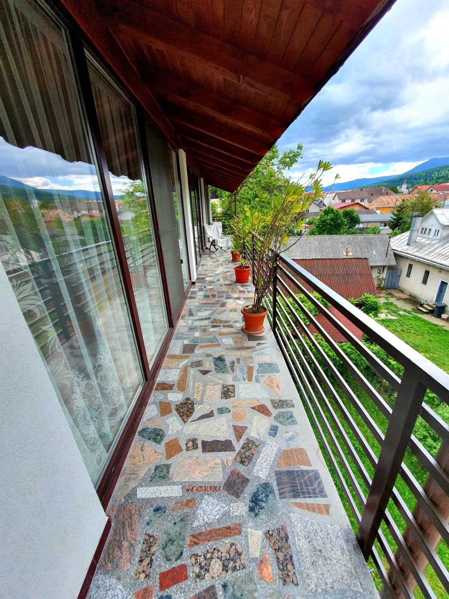 Отель Casa Ionut Борша Экстерьер фото